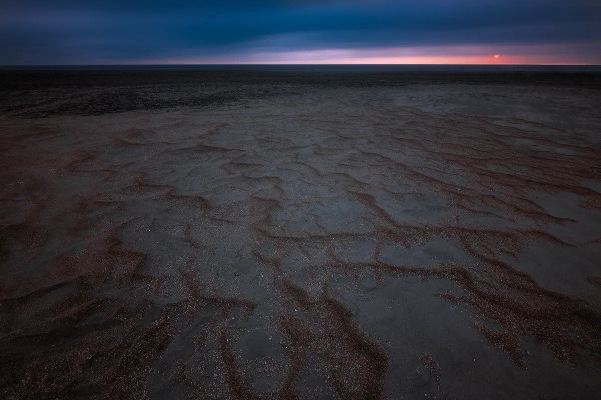 Liquid Motion II, Sand